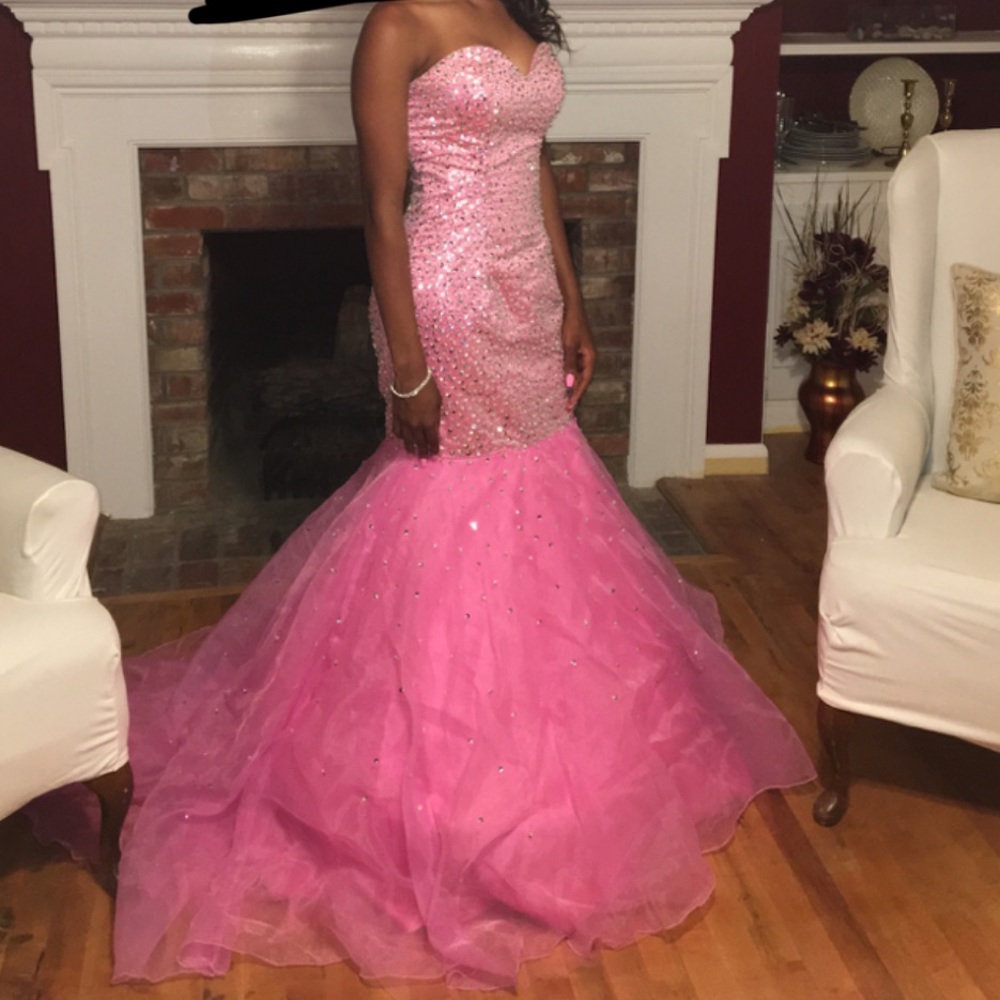 PROM DRESS FOR SALE WORN ONCE😻